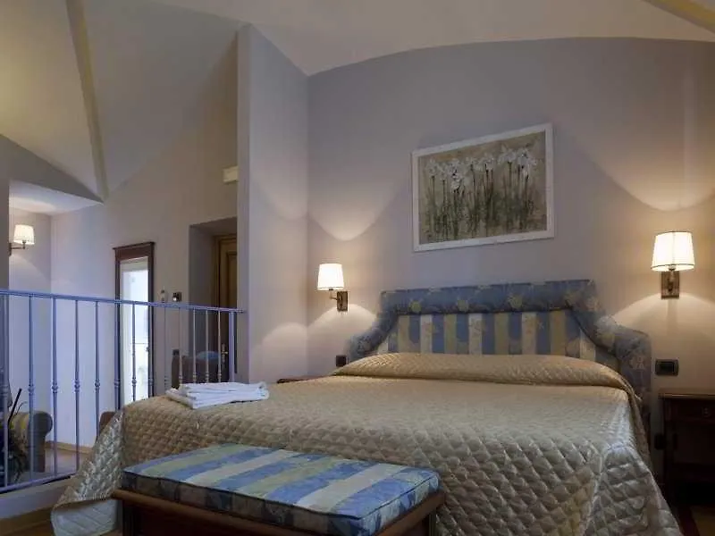 Villa Saulina Lastra a Signa 4*,  Italië